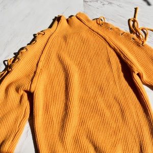 Mustard Lace-Up Warm Sleeved Turtleneck Sweater